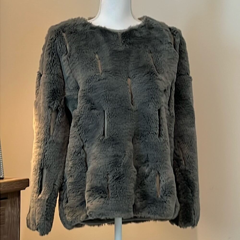 Dylan‎ Shag Sherpa Soft Cowl Neck Faux Fur Oversized Top Small S Unique Luxury